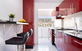 Black And White Apartment Free Wifi
